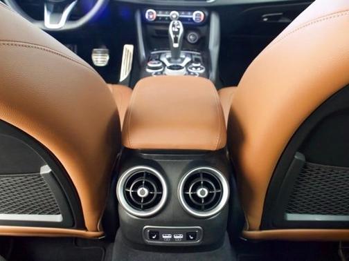 2022 Alfa Romeo Giulia Ti