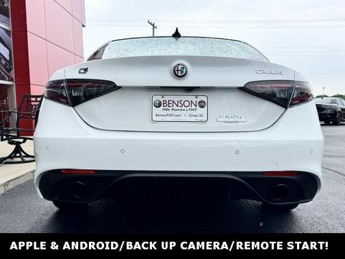 2025 Alfa Romeo Giulia Base