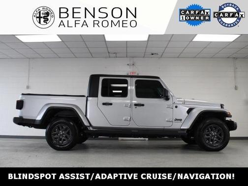 2024 Jeep Gladiator Sport
