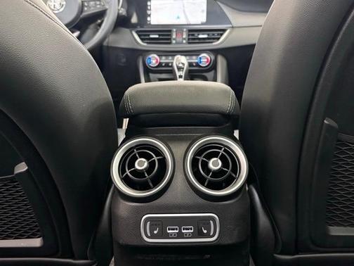2022 Alfa Romeo Giulia Ti