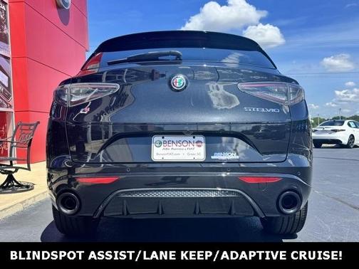 2025 Alfa Romeo Stelvio Base