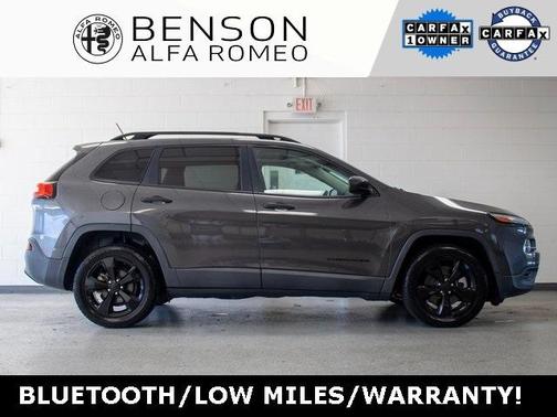2017 Jeep Cherokee Altitude