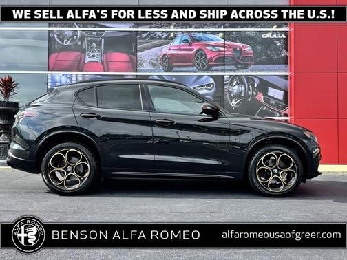 2025 Alfa Romeo Stelvio Intensa
