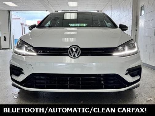 2019 Volkswagen Golf R 2.0T w/DCC & Navigation