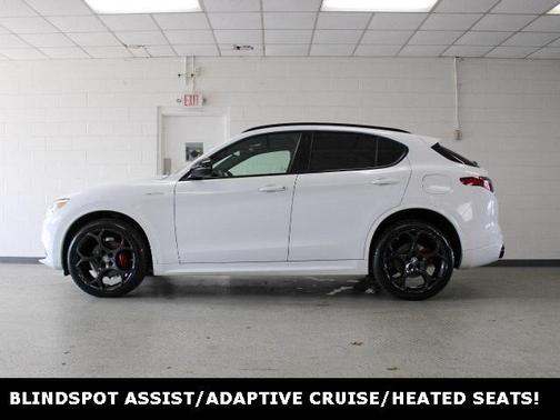 2022 Alfa Romeo Stelvio Veloce