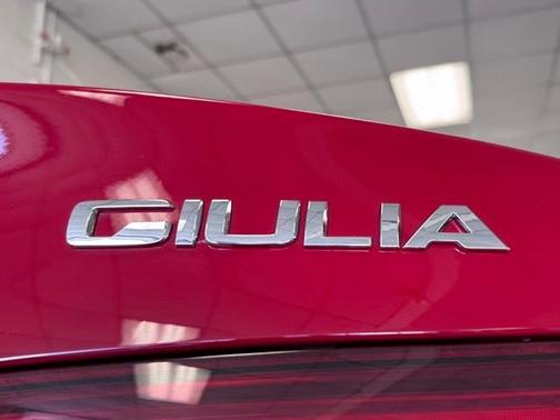 2023 Alfa Romeo Giulia Veloce
