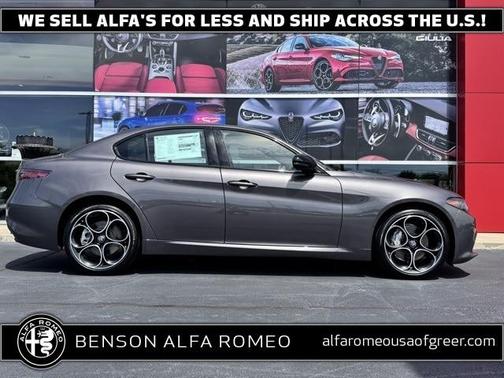 2025 Alfa Romeo Giulia Base