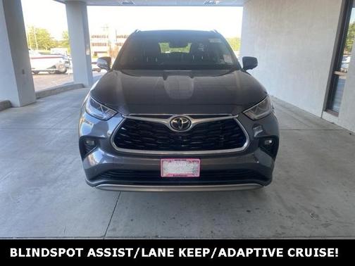 2023 Toyota Highlander Platinum