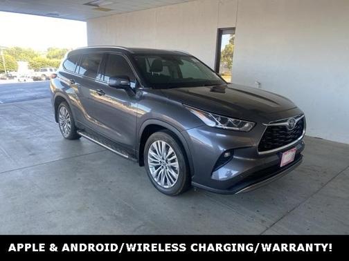 2023 Toyota Highlander Platinum