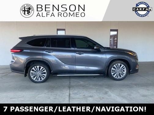 2023 Toyota Highlander Platinum