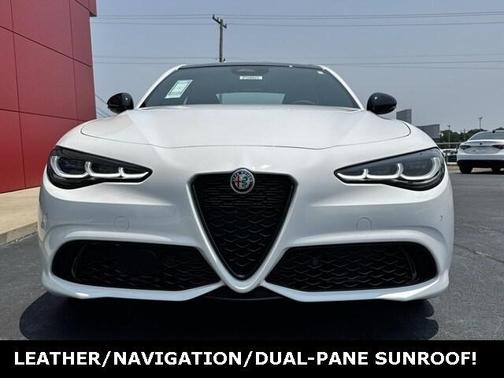 2025 Alfa Romeo Giulia Base