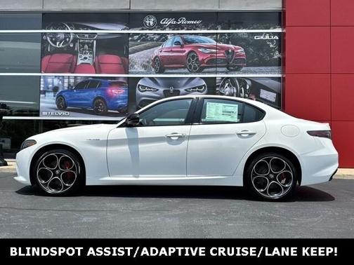 2025 Alfa Romeo Giulia Base