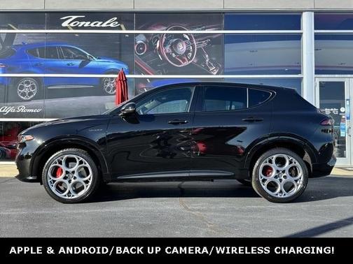 2025 Alfa Romeo Tonale Base