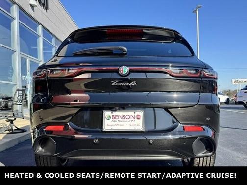 2025 Alfa Romeo Tonale Base