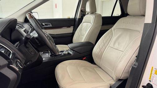2019 Ford Explorer Platinum