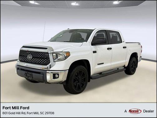 Super White 2018 Toyota Tundra SR5