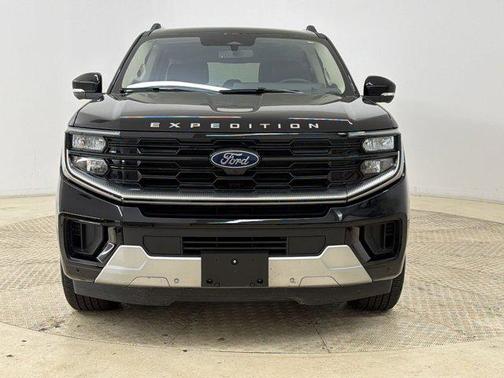 AGATE BLACK METALLIC 2025 Ford Expedition Max Platinum