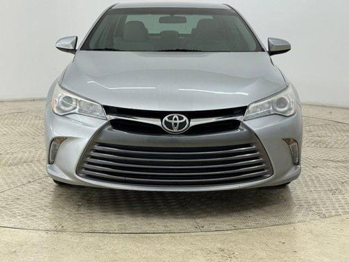 2016 Toyota Camry XLE