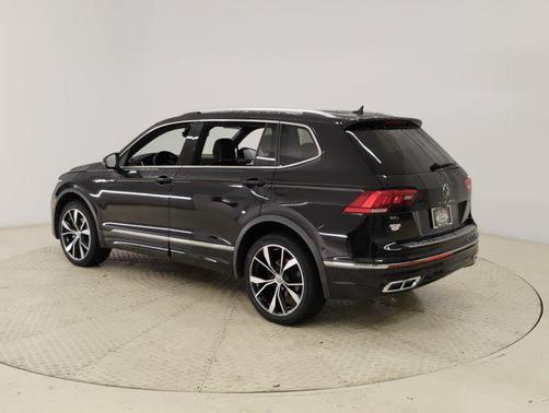 2022 Volkswagen Tiguan 2.0T SEL R-Line 4MOTION