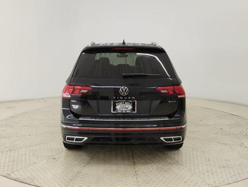 2022 Volkswagen Tiguan 2.0T SEL R-Line 4MOTION