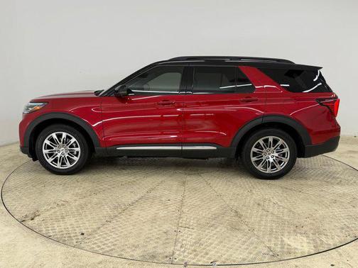 RAPID RED MET TINTED CC 2026 Ford Explorer Platinum