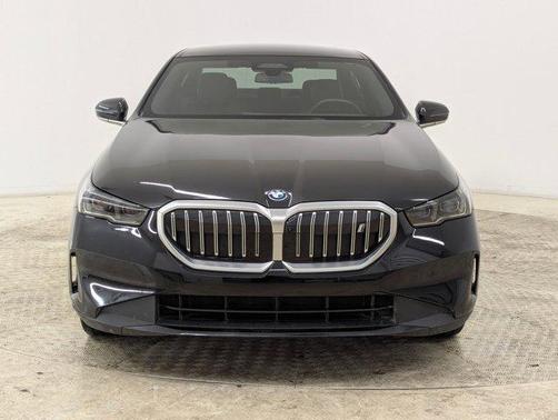 2024 BMW i5 eDrive40