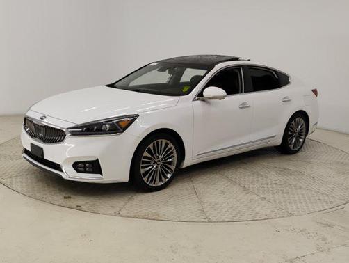 2017 Kia Cadenza Limited