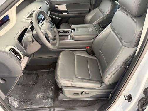 2025 Ford Expedition Max Active 4x4