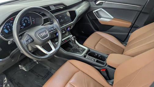 2023 Audi Q3 Premium 45 TFSI S line quattro Tiptronic