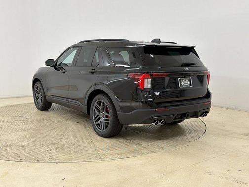 AGATE BLACK METALLIC 2026 Ford Explorer ST