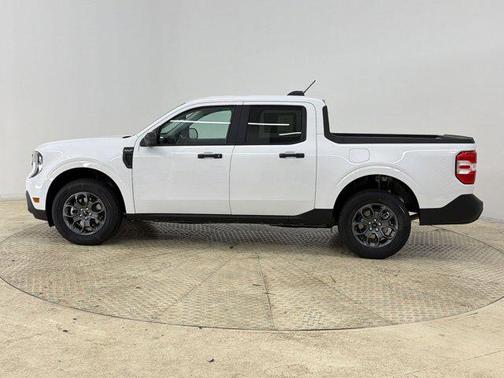 OXFORD WHITE 2026 Ford Maverick XLT