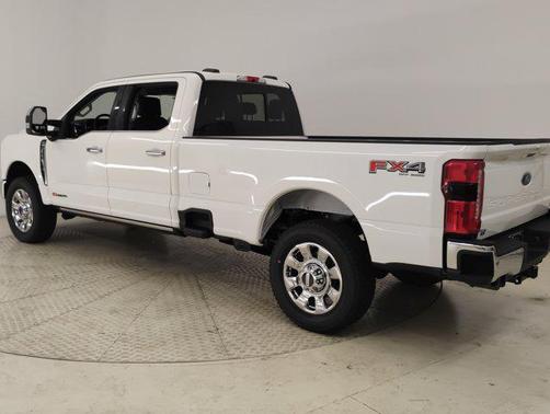 2025 Ford F-350 Lariat