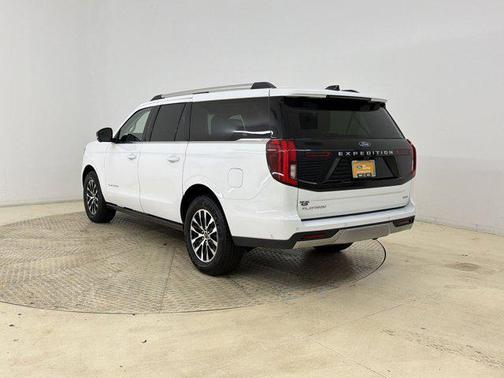 OXFORD WHITE 2025 Ford Expedition Max Platinum