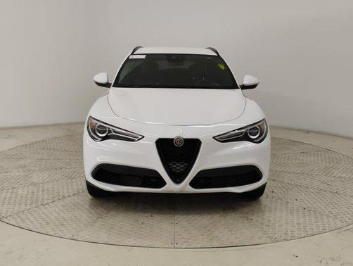 2022 Alfa Romeo Stelvio Sprint