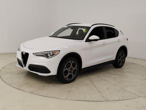 2022 Alfa Romeo Stelvio Sprint