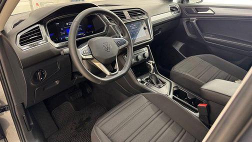 2024 Volkswagen Tiguan 2.0T S