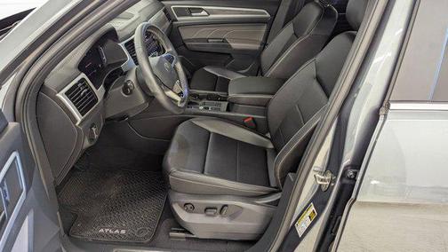 2023 Volkswagen Atlas Cross Sport 2.0T SE w/Technology