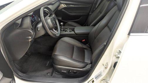 2025 Mazda Mazda3 FWD w/Premium Package