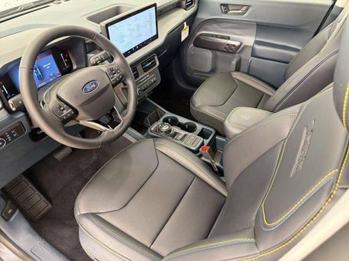 Carbonized Gray Metallic 2026 Ford Maverick Lobo Standard