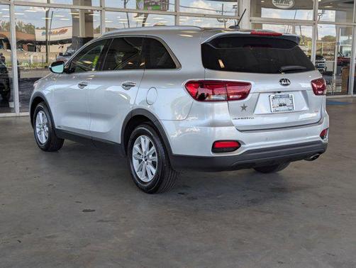 2020 Kia Sorento LX