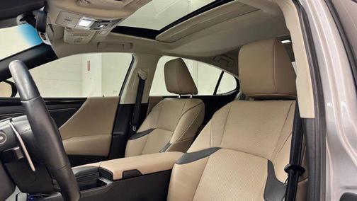 2019 Lexus ES 350 Base