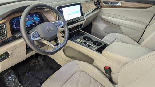 2025 Volkswagen Atlas 2.0T SE