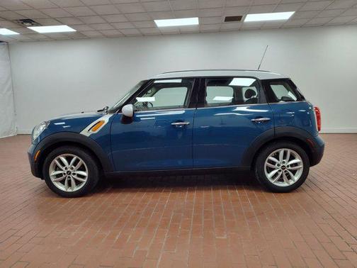 2012 MINI Cooper Countryman Base