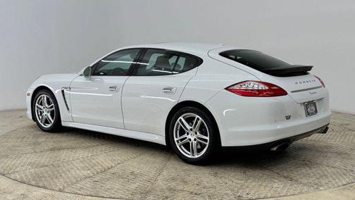 2013 Porsche Panamera 4 Platinum Edition