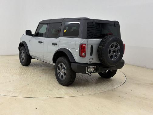 AVALANCHE GRAY 2026 Ford Bronco Big Bend