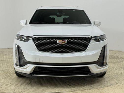 2024 Cadillac XT6 Luxury FWD