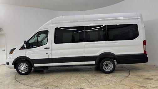 2025 Ford Transit-350 XL