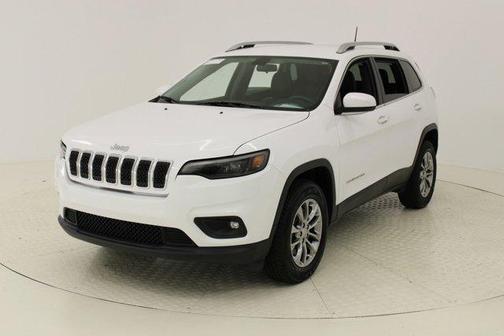 Photo 3 of 41 of 2019 Jeep Cherokee Latitude Plus