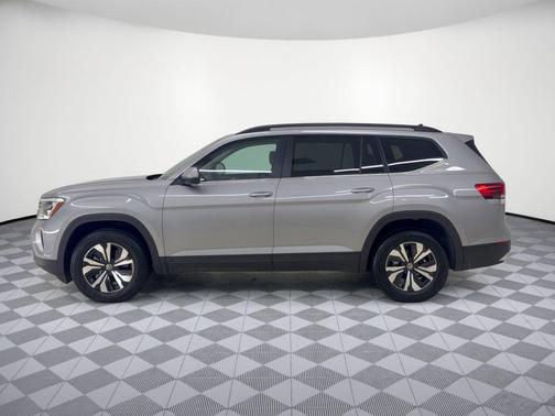 Silver Mist Metallic 2025 Volkswagen Atlas 2.0T SE