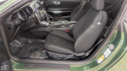 2022 Ford Mustang EcoBoost